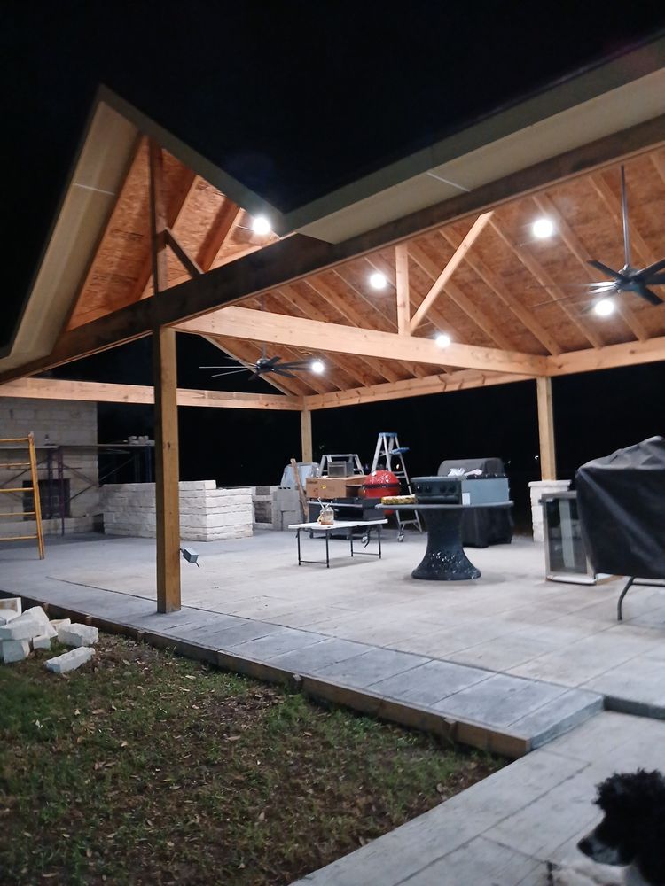 Slide of DNR roofing  remodeling  and demolicion