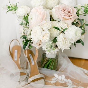 Table & Tulip - Florists Near Me - Boston, Massachusetts