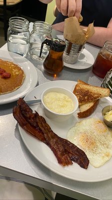 Skillet Diner @ Post Alley by null