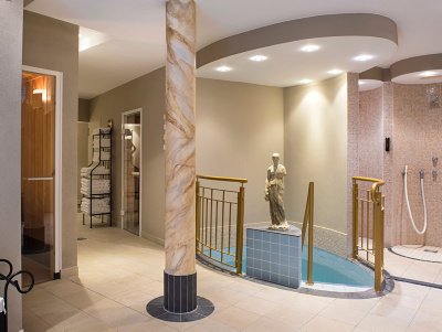 Victor's Residenz-Hotel Schloss Berg by null