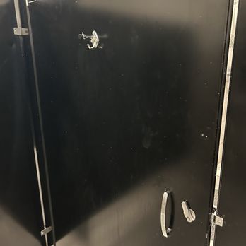 Planet Fitness - Filthy men's dressing room doors and walls - Gyms Near Me - Springdale, Arkansas Planet Fitness - Filthy men's dressing room doors and walls - Gyms Near Me - Springdale, Arkansas