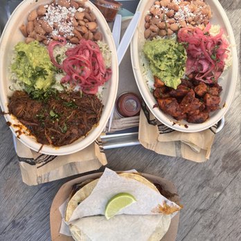 Loqui - Beef and chicken plates - Tacos Near Me - Los Angeles, California Loqui - Beef and chicken plates - Tacos Near Me - Los Angeles, California