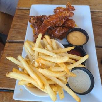 The Porch - Tenders and Fries - Cocktail Bars Near Me - Tempe, Arizona