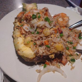 Pho Cao Restaurant and Bar - Pineapple fried rice with chicken - Vietnamese Near Me - Scottsdale, Arizona Pho Cao Restaurant and Bar - Pineapple fried rice with chicken - Vietnamese Near Me - Scottsdale, Arizona