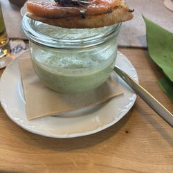 Gaststätte Blauer Hecht - Bäirlauchsuppe