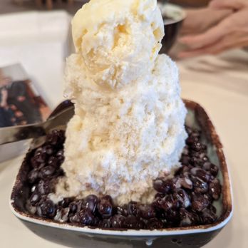 Meet Fresh - Shaved ice - Desserts Near Me - Atlanta, Georgia