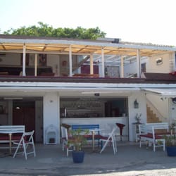 Tius Cafe & Bar