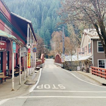 Riverside Mountain Lodge - Looking up towards the bridge - Hotels Near Me - Downieville, California Riverside Mountain Lodge - Looking up towards the bridge - Hotels Near Me - Downieville, California