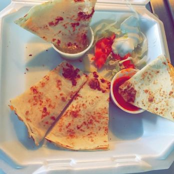 Los Gonzalez - Meat Quesadillas $6.50 Cheese Quesadillas $5.50 - Food Trucks Near Me - Lincoln, Nebraska