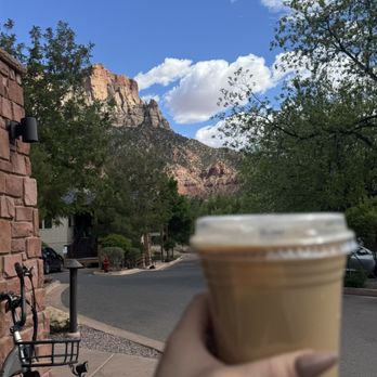 FeelLove Coffee - Iced Flat White - Coffee & Tea Near Me - Springdale, Utah FeelLove Coffee - Iced Flat White - Coffee & Tea Near Me - Springdale, Utah