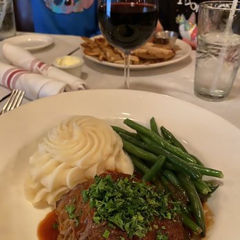 39 Rue de Jean - Short rib - French Near Me - Charleston, South Carolina