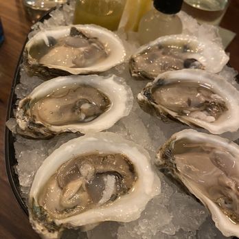 Joyce - Half dozen oysters with really good sauce choices - Southern Near Me - Los Angeles, California
