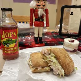 Cibatta Dan w/ranch, Strawberry shortcake, Joes Strawberry Lemonade