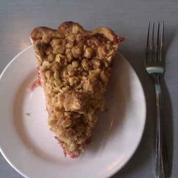 Comet Cafe - Strawberry Rhubarb Pie - Breakfast & Brunch Near Me - Milwaukee, Wisconsin