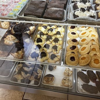 The Solvang Bakery - Cookies - Bakeries Near Me - Solvang, California The Solvang Bakery - Cookies - Bakeries Near Me - Solvang, California