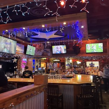Texas Roadhouse - Wait I am NOT a Dallas fan, but do you see that star with blue lights - Steakhouses Near Me - Burlington, North Carolina