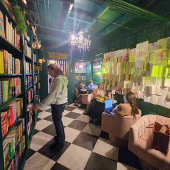 The Book Lounge - Bookstores Near Me - St. Petersburg, Florida The Book Lounge - Bookstores Near Me - St. Petersburg, Florida