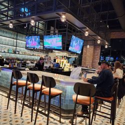 Pickle Palace - Cool bar