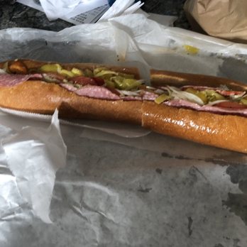 Dee's Deli - Delis Near Me - Cranston, Rhode Island