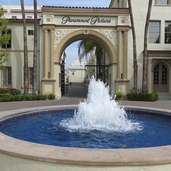 Paramount Studio Tour - The main gate made famous in the movie "Sunset Boulevard." There's another gate like this called the Bronson Gate near the corner of Melros - Tours Near Me - Los Angeles, California Paramount Studio Tour - The main gate made famous in the movie "Sunset Boulevard." There's another gate like this called the Bronson Gate near the corner of Melros - Tours Near Me - Los Angeles, California