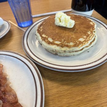 The Blue Skillet - rest of the duo duo pancakes delicious - Breakfast & Brunch Near Me - Las Vegas, Nevada The Blue Skillet - rest of the duo duo pancakes delicious - Breakfast & Brunch Near Me - Las Vegas, Nevada
