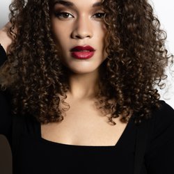 Salon 718 - Dekalb