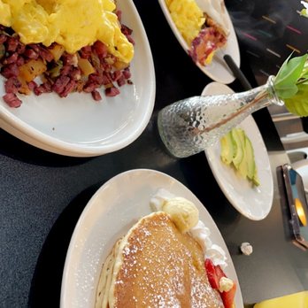 Bread & Butter - Corn Beef Hash Steak Breakfast pancakes Orange Juice - Breakfast & Brunch Near Me - Crowley, Texas
