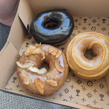 Holey Grail Donuts - Donuts Near Me - Honolulu, Hawaii Holey Grail Donuts - Donuts Near Me - Honolulu, Hawaii