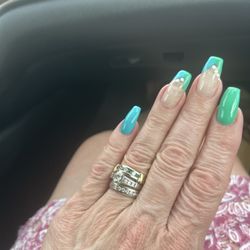 A1 Nails And Spa