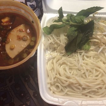 Simplee Pho - Spicy Beef Noodle Soup Pho as it comes separated. - Vietnamese Near Me - Apple Valley, Minnesota