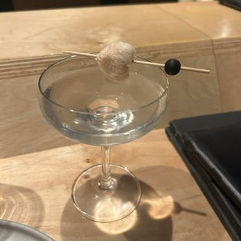 SUSHI-SAN - Martini on HH - Sushi Bars Near Me - Chicago, Illinois SUSHI-SAN - Martini on HH - Sushi Bars Near Me - Chicago, Illinois