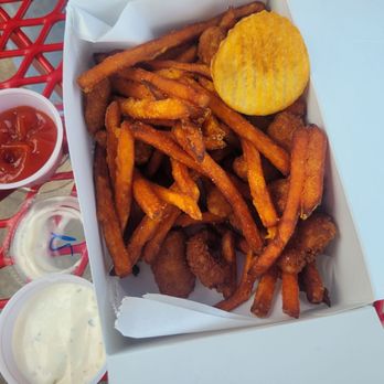 Sue's Drive In - Shrimp basket eith sweet potato fries - Fast Food Near Me - Pierz, Minnesota Sue's Drive In - Shrimp basket eith sweet potato fries - Fast Food Near Me - Pierz, Minnesota