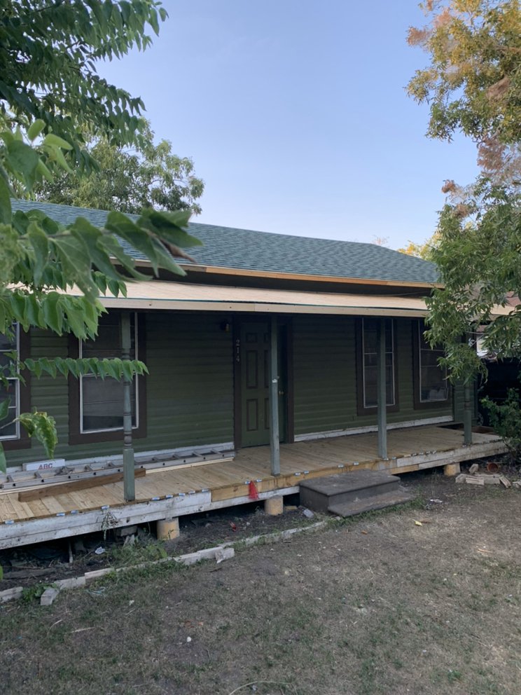 Slide of Patrick's Construction and Roofing Services