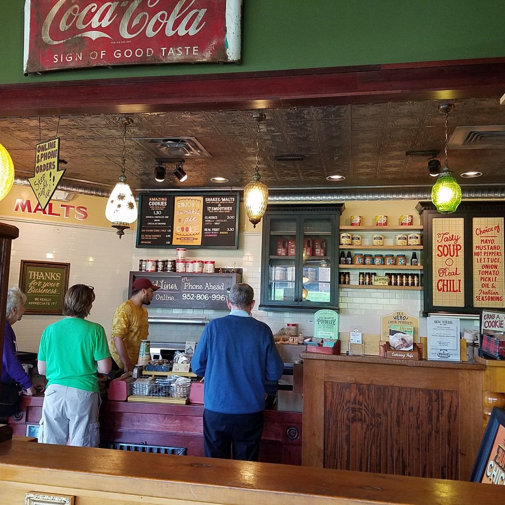 Potbelly - Counter - Sandwiches Near Me - Edina, Minnesota Potbelly - Counter - Sandwiches Near Me - Edina, Minnesota