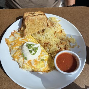 Breakers Breakfast, Brunch & Lunch - Omelette - Breakfast & Brunch Near Me - Pacifica, California