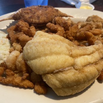 Beck's Restaurant - Seafood platter!!! - Seafood Near Me - Calabash, North Carolina