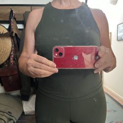Athleta - At the neckline, the fabric doesn't lay smoothly.