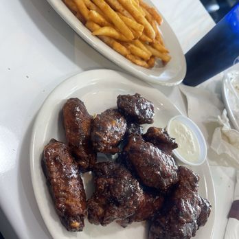 Mamas Pizza & Grill - Jerk, wings, and fries - Pizza Near Me - Jacksonville, Florida Mamas Pizza & Grill - Jerk, wings, and fries - Pizza Near Me - Jacksonville, Florida