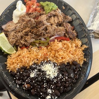 Baja Fresh - Carnitas Fajitas, so much food for $14. A real deal. - Mexican Near Me - Mission Viejo, California