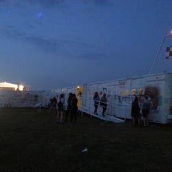 Open'er Festival - Instalacja, autobus "Antek"