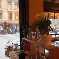 Kaffebrenneriet - Påskeliljer!