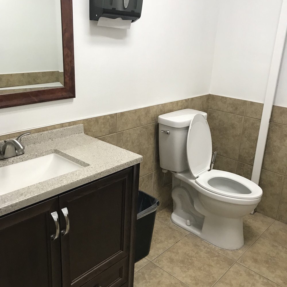 Brake Masters - Clean restrooms are always important! - Auto Repair Near Me - Phoenix, Arizona Brake Masters - Clean restrooms are always important! - Auto Repair Near Me - Phoenix, Arizona