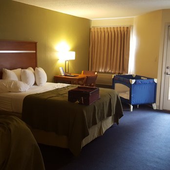 Twin Mountain Inn & Suites - Hotels Near Me - Pigeon Forge, Tennessee