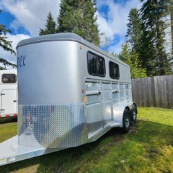 S & W Pressure Wash - Clean horse trailer