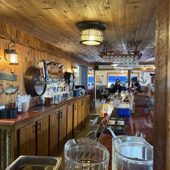 Peck's Old Port Cove - The bar - Seafood Near Me - Crystal River, Florida Peck's Old Port Cove - The bar - Seafood Near Me - Crystal River, Florida
