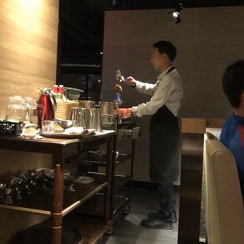 波士頓餐廳 - Steaks being flambé - Restaurants Near Me - Hong Kong, HK