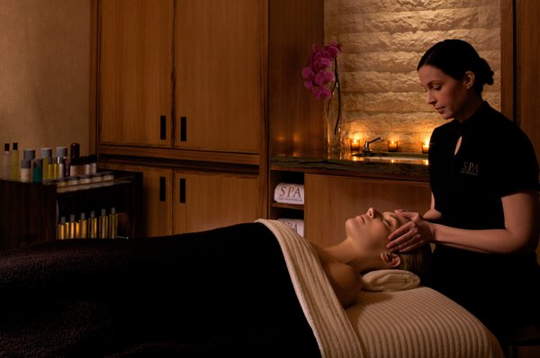 The Peninsula Spa & Wellness Center by null