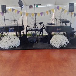 Heartland Dueling Pianos - Piano Show Setup