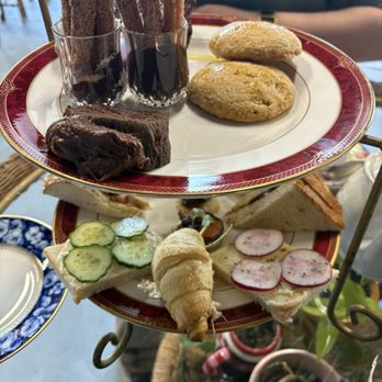 Miss Minerva's Tea Room - Tea for two - Tea Rooms Near Me - Culpeper, Virginia