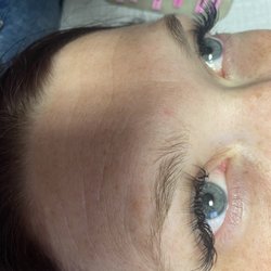 Lash’n  Out Loud